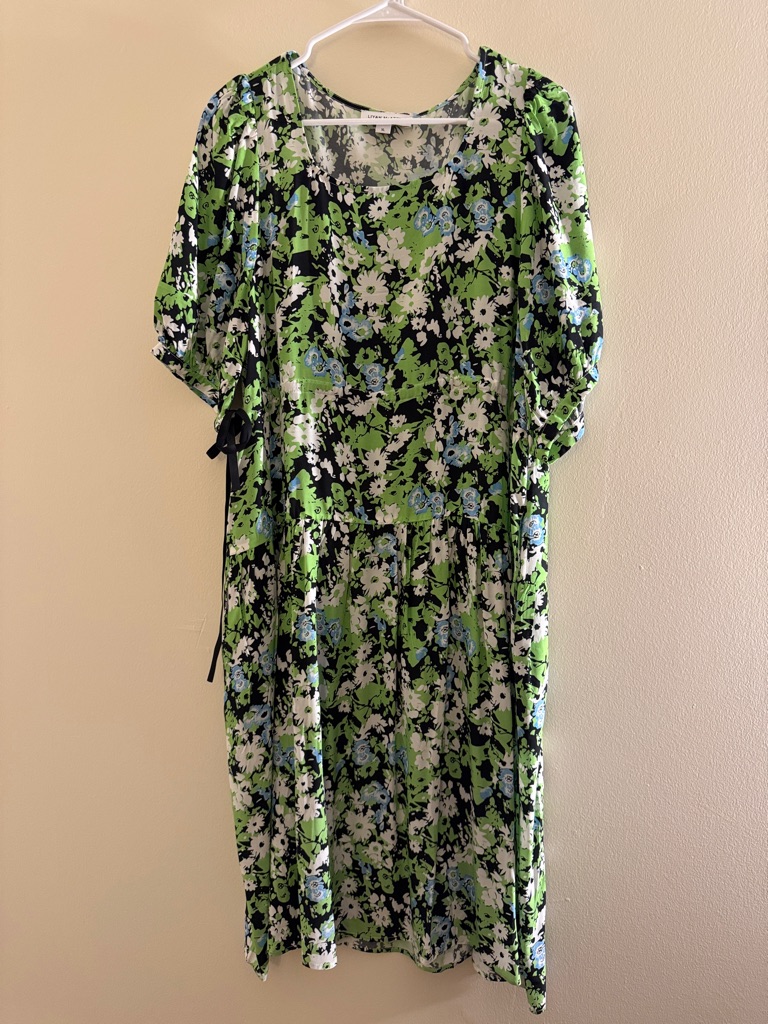 Liyan Mcateer Black, Green & White Floral Cinch Waist Dress
